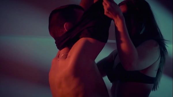 Santaflow – Tu sabor (VIDEOCLIP OFICIAL) – 2K HD